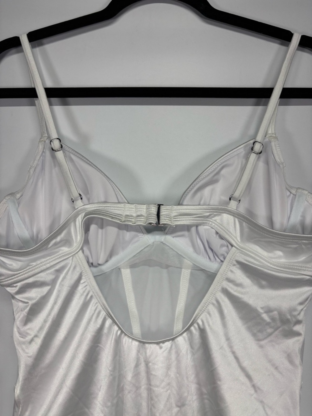 ✨Cupshe Beach Goddess Corset Underwire One-Piece Swimsuit Size M-NWT 🏷️ - Picture 8 of 12
